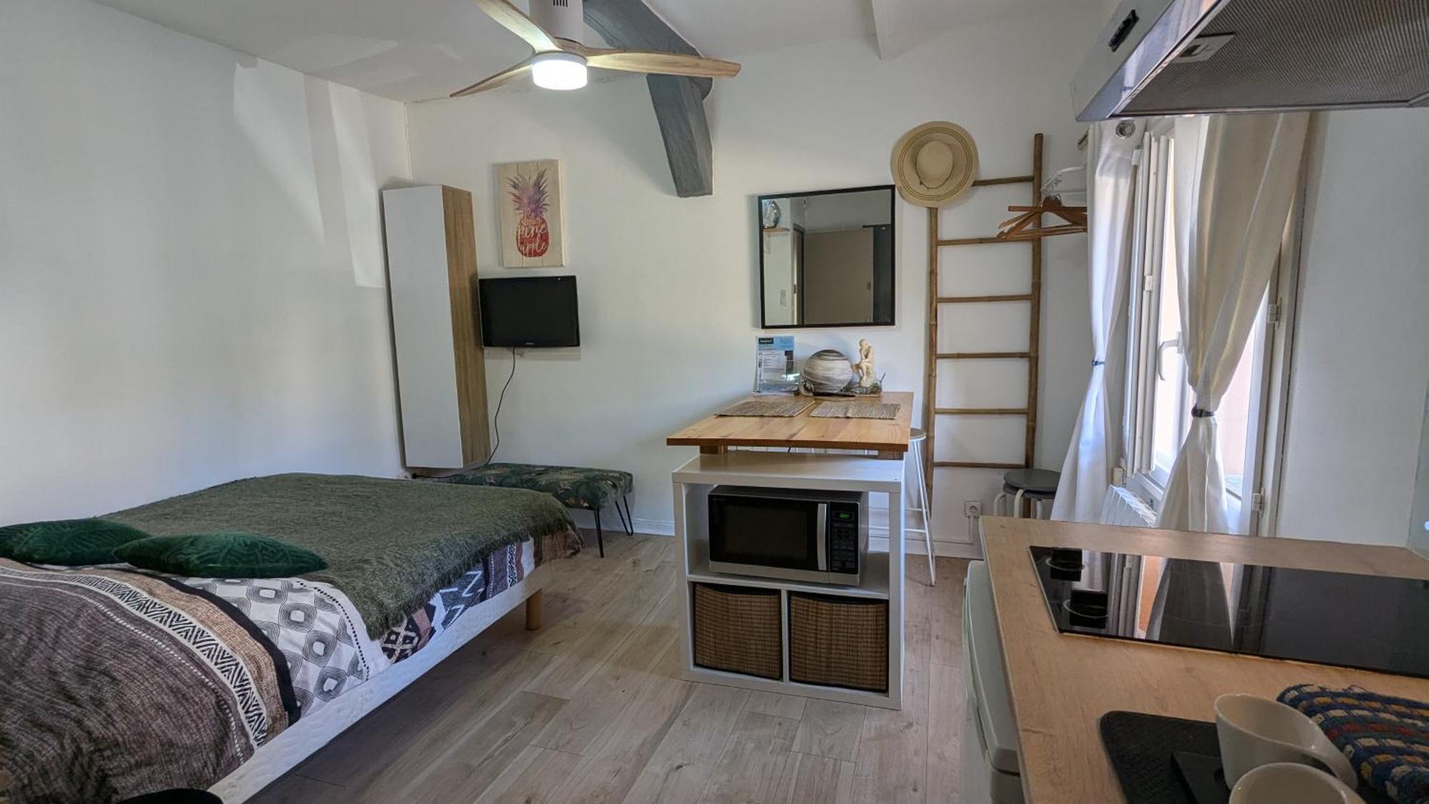 Studio Avec Parking Tout A Pied Et Calme Bandol Bagian luar foto